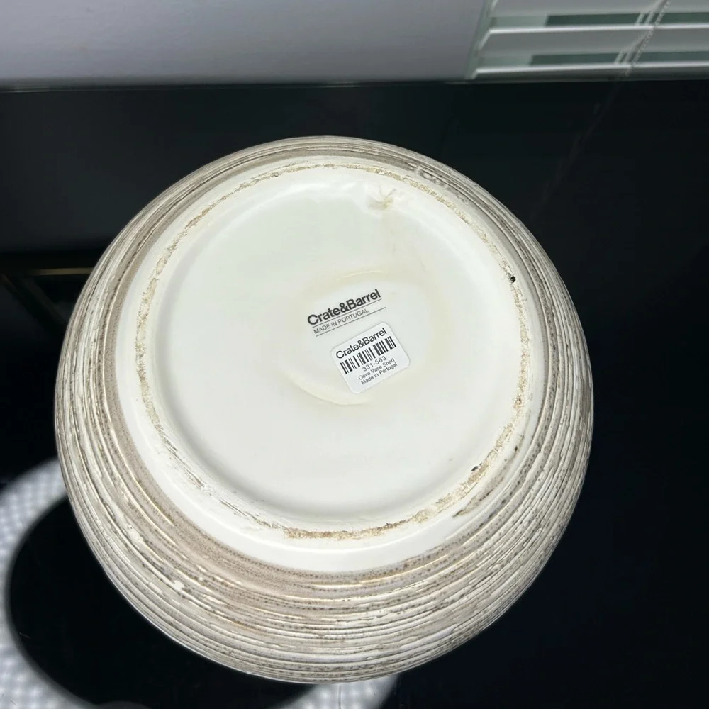 Cove Short Circular Vase